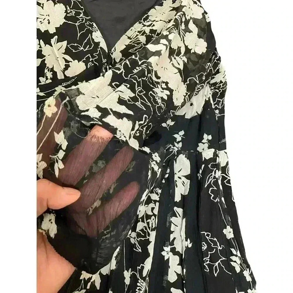 ECI New York Floral Dress Sz 12P Black Silk A Line Knee Length Formal - Picture 13 of 16